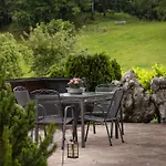 Ferienwohnungen Gaestehaus Laercheck